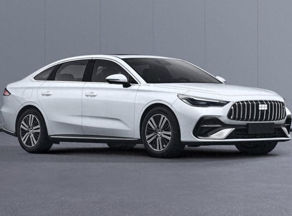 爱策略 吉利高颜值轿跑来袭！4806mm车长，甲醇插电混动，预售价10万内